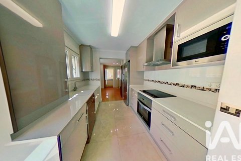 Casa in vendita a Monforte del Cid, Alicante, Spagna 4 camere da letto, 301 mq. N° 172994 - foto 3