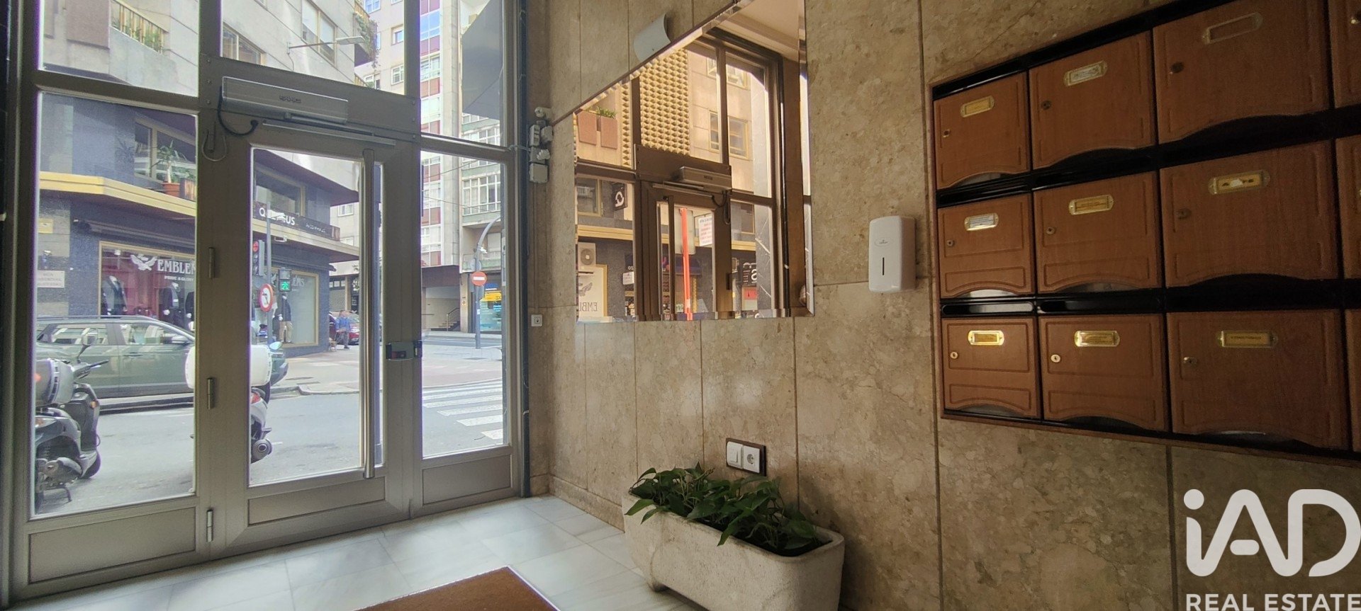 Büro in Ourense, Spanien 209 m2 Nr. 172990