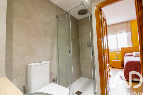 Casa adosada en venta en Premia De Mar, Barcelona, España 3 dormitorios, 151 m2 No. 172992 - foto 18