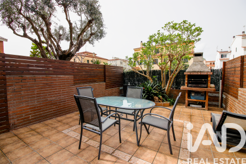 Casa adosada en venta en Premia De Mar, Barcelona, España 3 dormitorios, 151 m2 No. 172992 - foto 3