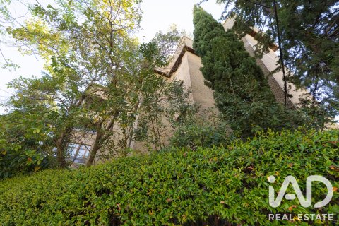 Продажа квартиры в Мадрид, Испания 4 спальни, 224м2 №187777 - фото 8
