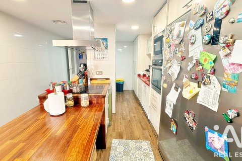 Продажа пентхауса в Аликанте, Испания 4 спальни, 160м2 №187780 - фото 15