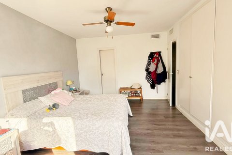 Продажа пентхауса в Аликанте, Испания 4 спальни, 160м2 №187780 - фото 24