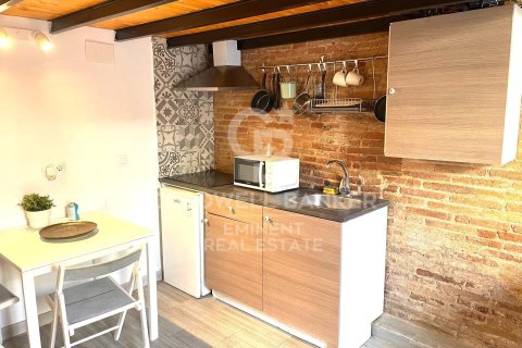 Huoneisto myytävänä Barcelona, Espanja, 1 makuuhuone, 35 m2 No. 159562 - kuva 3