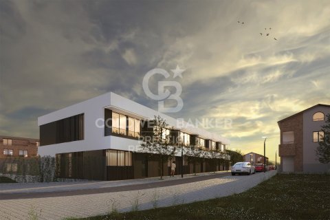 Kaupunkipientalo myytävänä Palafolls, Barcelona, Espanja, 3 makuuhuonetta, 167 m2 No. 159565 - kuva 4