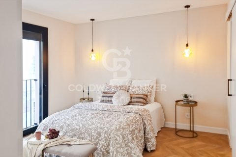Apartment à vendre à Barcelona, Espagne, 2 chambres, 97 m2 No. 159564 - photo 8