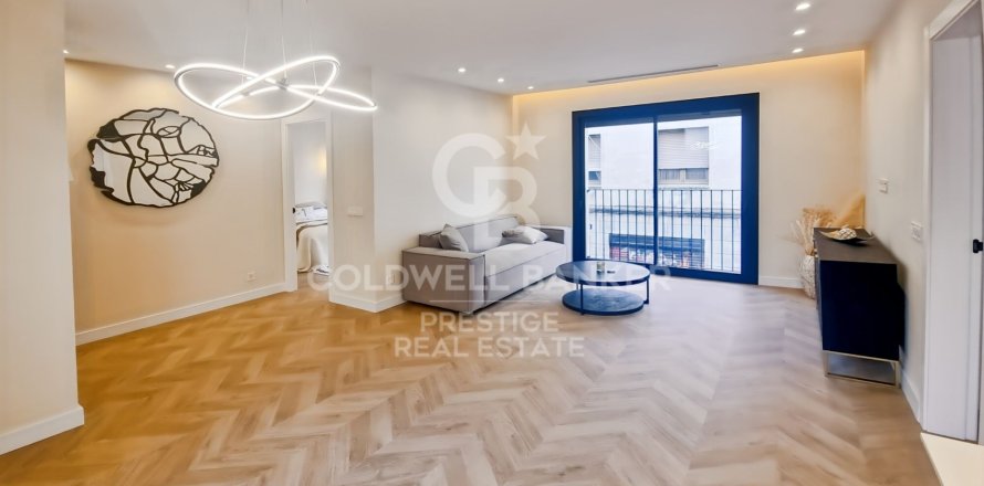 Apartment in Barcelona, Spain 2 bedrooms, 97 sq.m. No. 159564