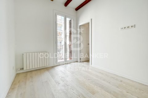 Apartment à vendre à Barcelona, Espagne, 3 chambres, 63 m2 No. 159563 - photo 4
