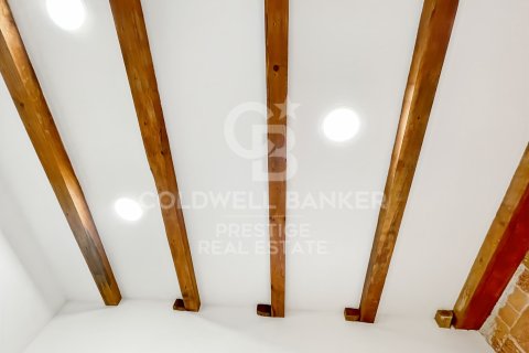 Apartment à vendre à Barcelona, Espagne, 3 chambres, 63 m2 No. 159563 - photo 17