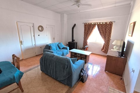 Villa till salu i Villena, Alicante, Spanien 4 sovrum, 250 kvm. Nr. 149994 - foto 17