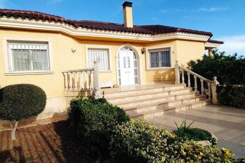 Villa pārdošanā Alicante, Spānijā 4 istabas, 240 m2 Nr. 150000 - attēls 2