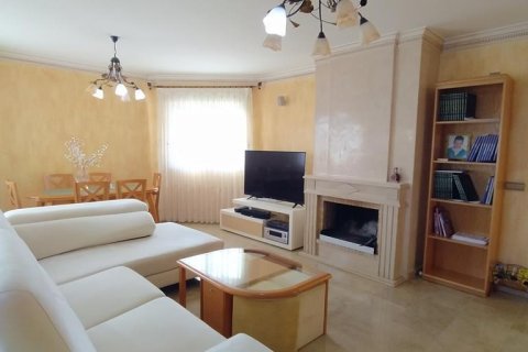 Villa pārdošanā Alicante, Spānijā 4 istabas, 240 m2 Nr. 150000 - attēls 8