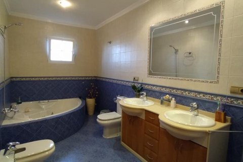 Villa pārdošanā Alicante, Spānijā 4 istabas, 240 m2 Nr. 150000 - attēls 29