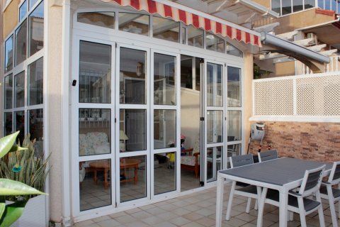 Villa till salu i Torre de la Horadada, Alicante, Spanien 4 sovrum, 90 kvm. Nr. 149999 - foto 25