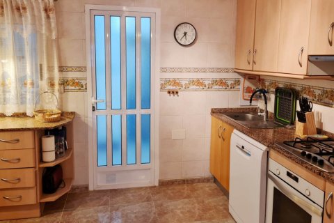 Villa till salu i Torre de la Horadada, Alicante, Spanien 4 sovrum, 90 kvm. Nr. 149999 - foto 10