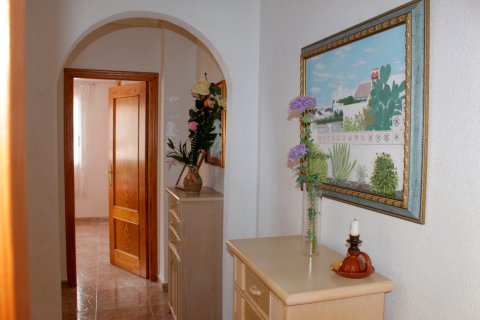 Villa till salu i Torre de la Horadada, Alicante, Spanien 4 sovrum, 90 kvm. Nr. 149999 - foto 17