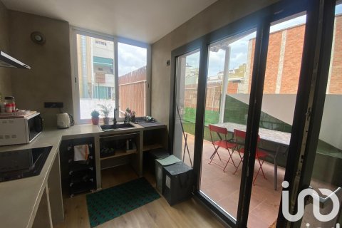 Продажа пентхауса в Бадалона, Барселона, Испания 2 спальни, 70м2 №153496 - фото 8