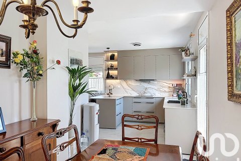 Townhouse à vendre à Sant Pere de Ribes, Barcelona, Espagne, 5 chambres, 230 m2 No. 153491 - photo 14