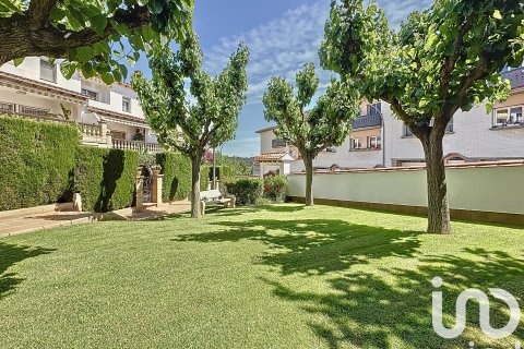 Townhouse à vendre à Sant Pere de Ribes, Barcelona, Espagne, 5 chambres, 230 m2 No. 153491 - photo 3