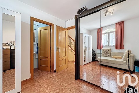 Townhouse à vendre à Sant Pere de Ribes, Barcelona, Espagne, 5 chambres, 230 m2 No. 153491 - photo 27