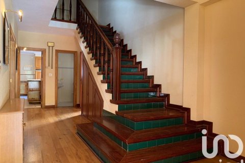 Dom w Alzira, Valencia, Hiszpania 5 sypialni, 754 mkw. nr 153493 – zdjęcie 21