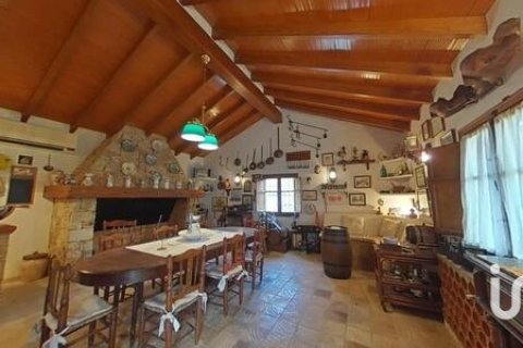 Dom w Alzira, Valencia, Hiszpania 5 sypialni, 754 mkw. nr 153493 – zdjęcie 3