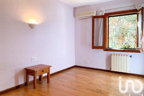 Dom w Alzira, Valencia, Hiszpania 5 sypialni, 754 mkw. nr 153493 – zdjęcie 15