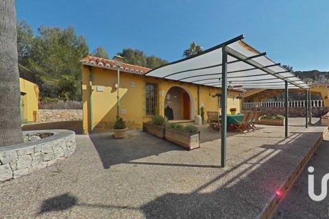 Dom w Alzira, Valencia, Hiszpania 5 sypialni, 754 mkw. nr 153493 – zdjęcie 26