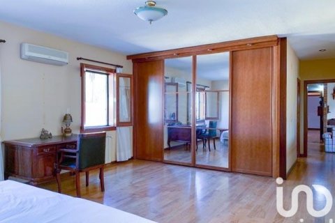 Dom w Alzira, Valencia, Hiszpania 5 sypialni, 754 mkw. nr 153493 – zdjęcie 14