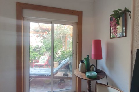 Продажа квартиры в Аликанте, Испания 3 спальни, 61м2 №153492 - фото 8