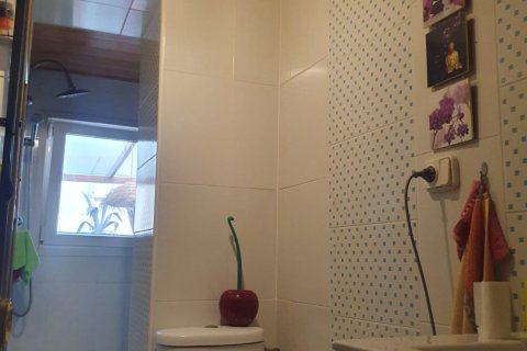 Продажа квартиры в Аликанте, Испания 3 спальни, 61м2 №153492 - фото 14