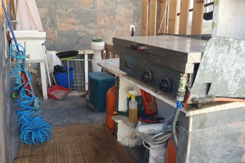 Продажа квартиры в Аликанте, Испания 3 спальни, 61м2 №153492 - фото 13