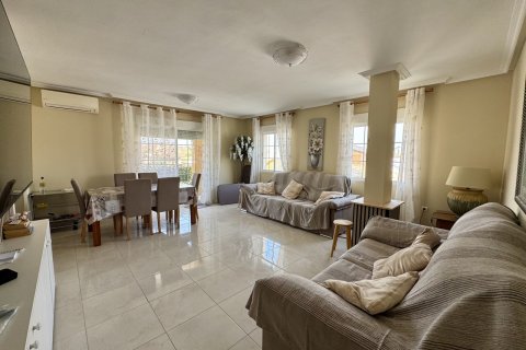 Apartament w Los Alcazares, Murcia, Hiszpania 4 sypialnie, nr 181976 – zdjęcie 2