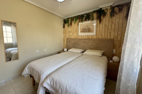 Apartament w Los Alcazares, Murcia, Hiszpania 4 sypialnie, nr 181976 – zdjęcie 8