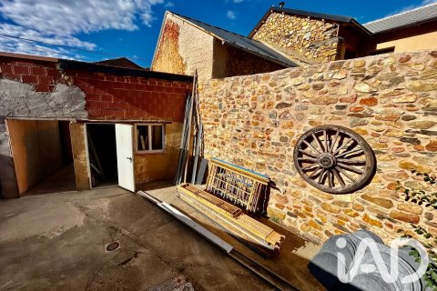 Продажа дома в Кастроконтриго, Леон, Испания 2 спальни, 111м2 №195000 - фото 25