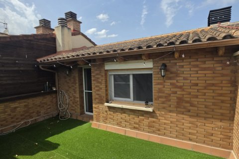 Продажа дуплекса в Сан-Жоан-де-Вилаторрада, Барселона, Испания 3 спальни, 105м2 №195001 - фото 26