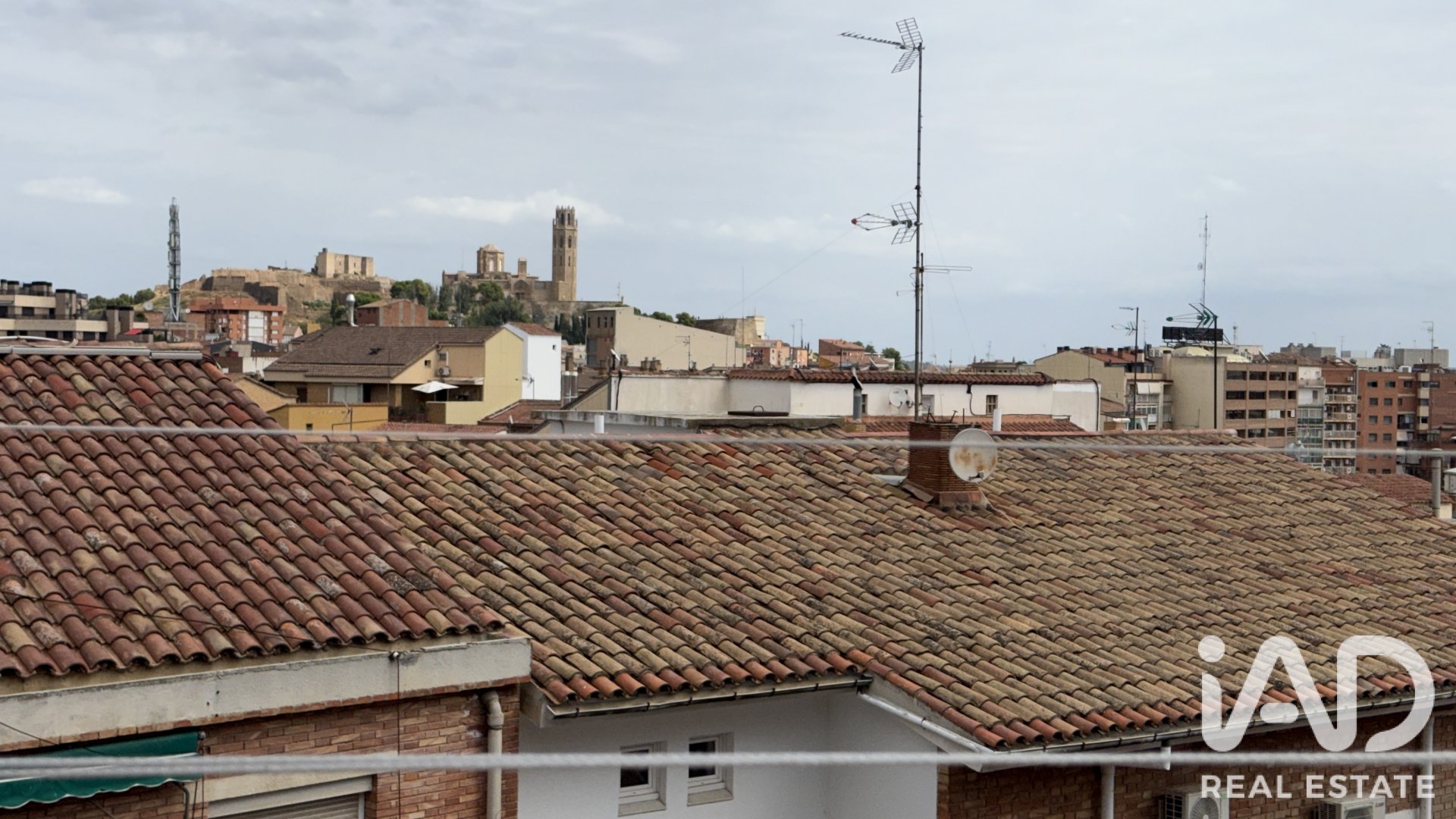 Apartament w Lleida, Hiszpania 3 sypialnie, 92 mkw. nr 194999