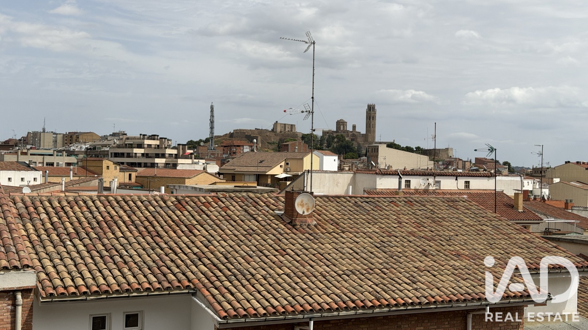 Apartament w Lleida, Hiszpania 3 sypialnie, 92 mkw. nr 194999