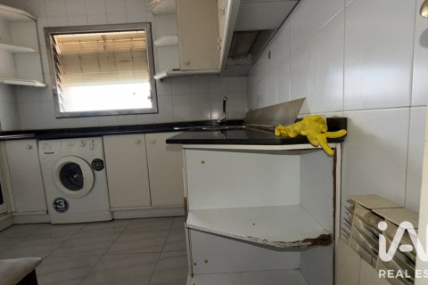 Продажа квартиры в Ллейда, Лерида, Испания 3 спальни, 92м2 №194999 - фото 16