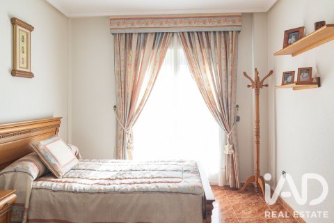 Продажа таухауса в Ориуэла, Аликанте, Испания 3 спальни, 144м2 №195005 - фото 18