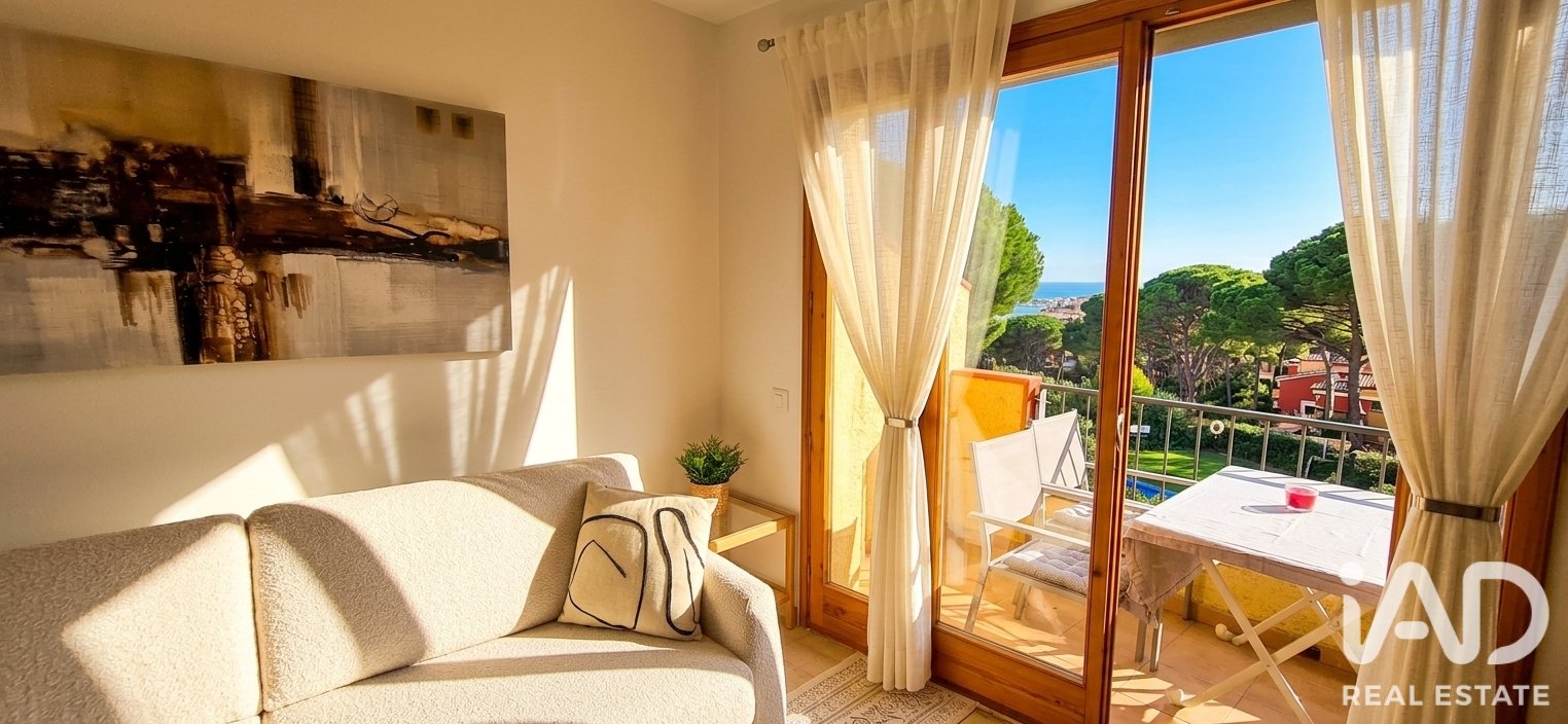 Townhouse à Torroella de Montgri, Girona, Espagne 4 chambres, 129 m2 No. 195004