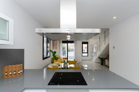 Villa for sale Torrevieja, Alicante, Spain 3 bedrooms, 105 sq.m. No. 113997 - photo 7