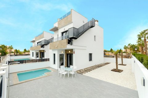 Villa for sale Torrevieja, Alicante, Spain 3 bedrooms, 105 sq.m. No. 113997 - photo 1