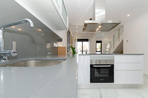 Villa for sale Torrevieja, Alicante, Spain 3 bedrooms, 105 sq.m. No. 113997 - photo 12