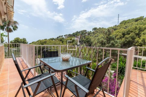 Villa till salu i Castelldefels, Barcelona, Spanien 7 sovrum, 336 kvm. Nr. 194293 - foto 21