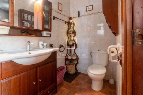 Villa till salu i Castelldefels, Barcelona, Spanien 7 sovrum, 336 kvm. Nr. 194293 - foto 20