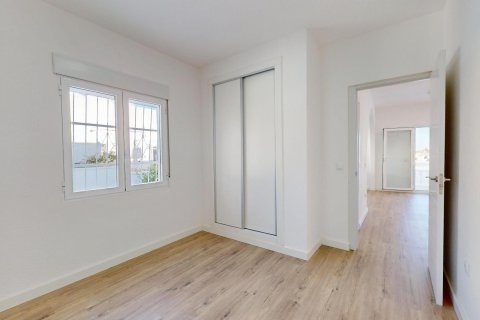 Bungalow for sale in Alicante, Spain 2 bedrooms, 58 sq.m. No. 150151 - photo 13