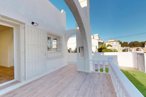 Bungalow for sale in Alicante, Spain 2 bedrooms, 58 sq.m. No. 150151 - photo 27