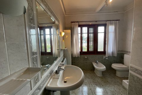 Villa for sale in Benejuzar, Alicante, Spain 5 bedrooms, 257 sq.m. No. 150150 - photo 4