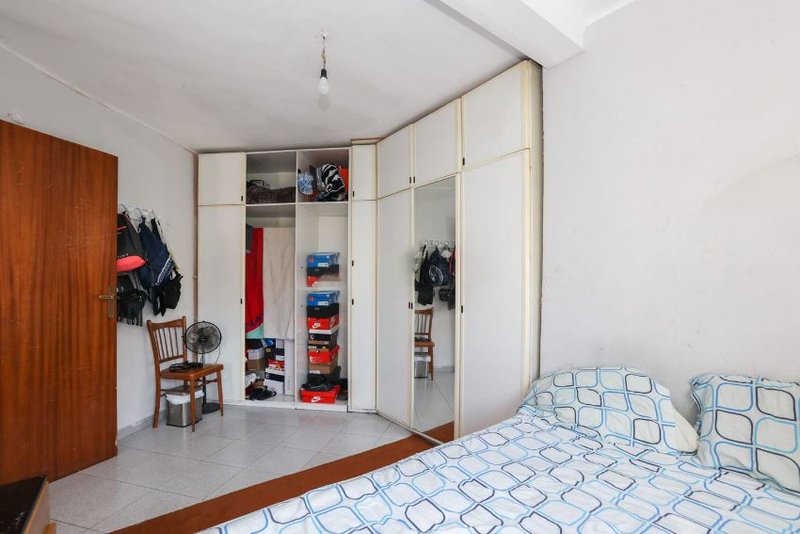 House in Barcelona, Spain 2 bedrooms, 108 sq.m. No. 195304